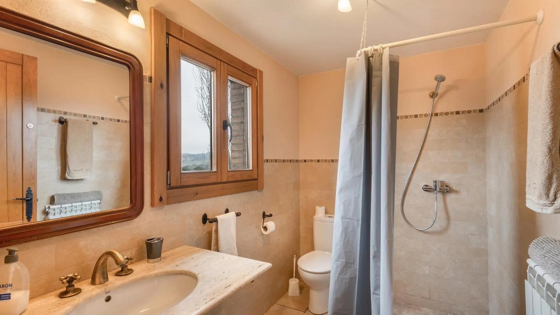 Cal Torrenti Villa Caserras Holiday home